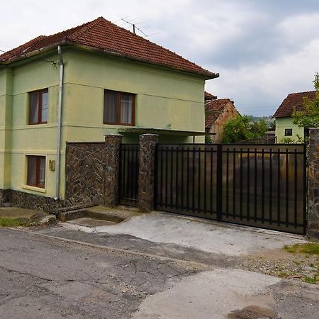 Casa Para Hotell Haţeg Eksteriør bilde